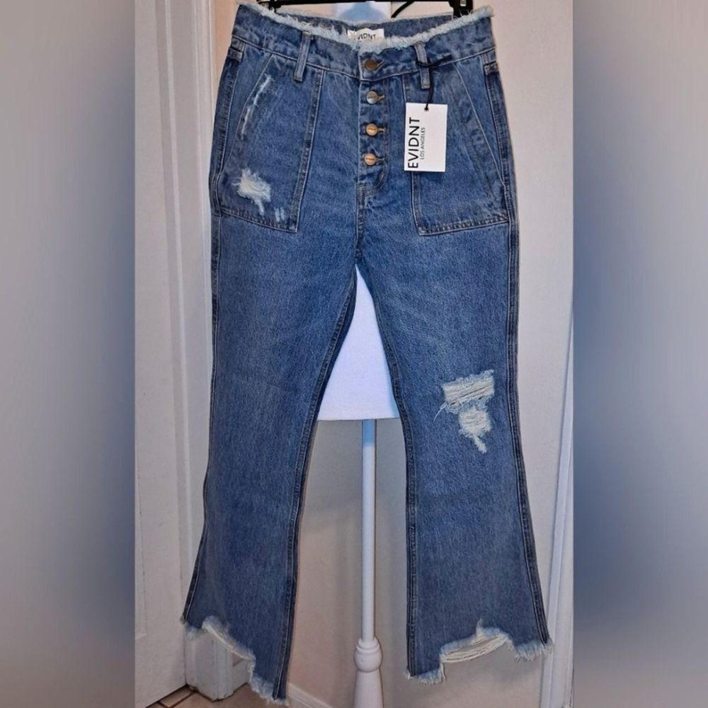 🆕 NWT Evidnt Saint-Denis Flare Jeans 26